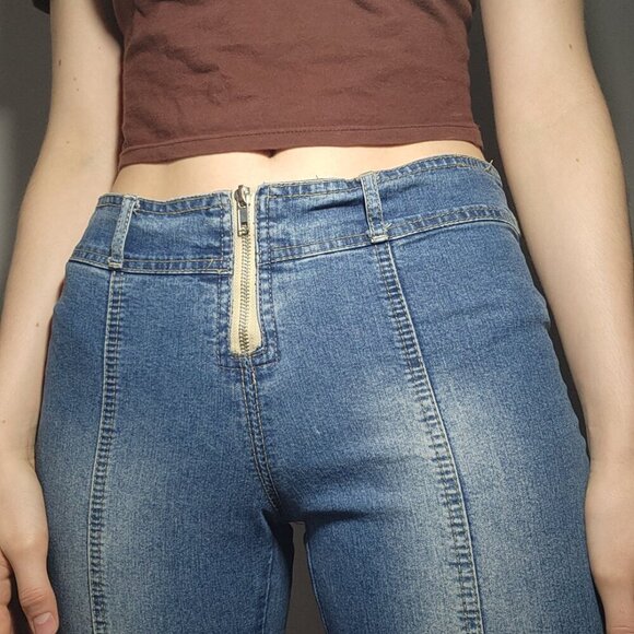 Vintage Y2K cute flared denim capris with front seams ✦ stretchy and comfy ✦ - Picture 3 of 8